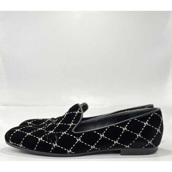 Chanel Black Velvet Loafers w/ Silver Metal CC Logo Accents 2017 EU Sz 36 6 - Picture 3 of 14